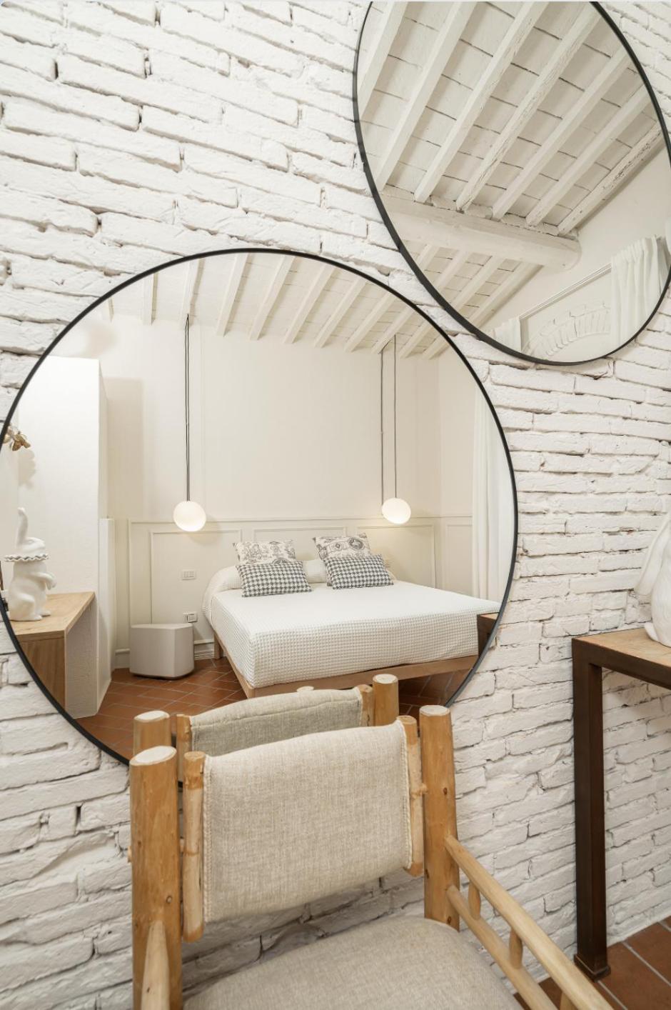 Scarlea Rooms Cecina  Eksteriør billede