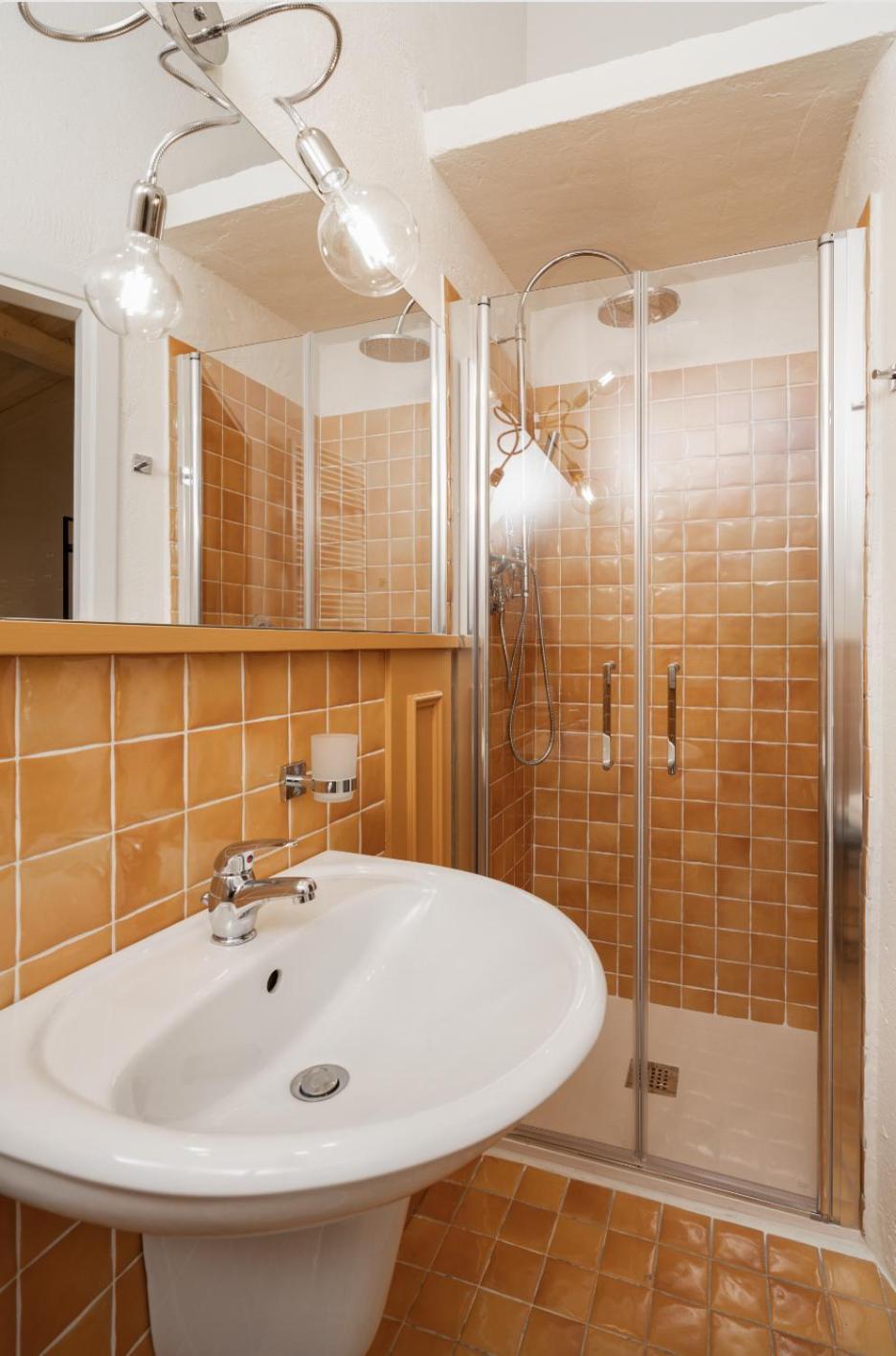 Scarlea Rooms Cecina  Eksteriør billede